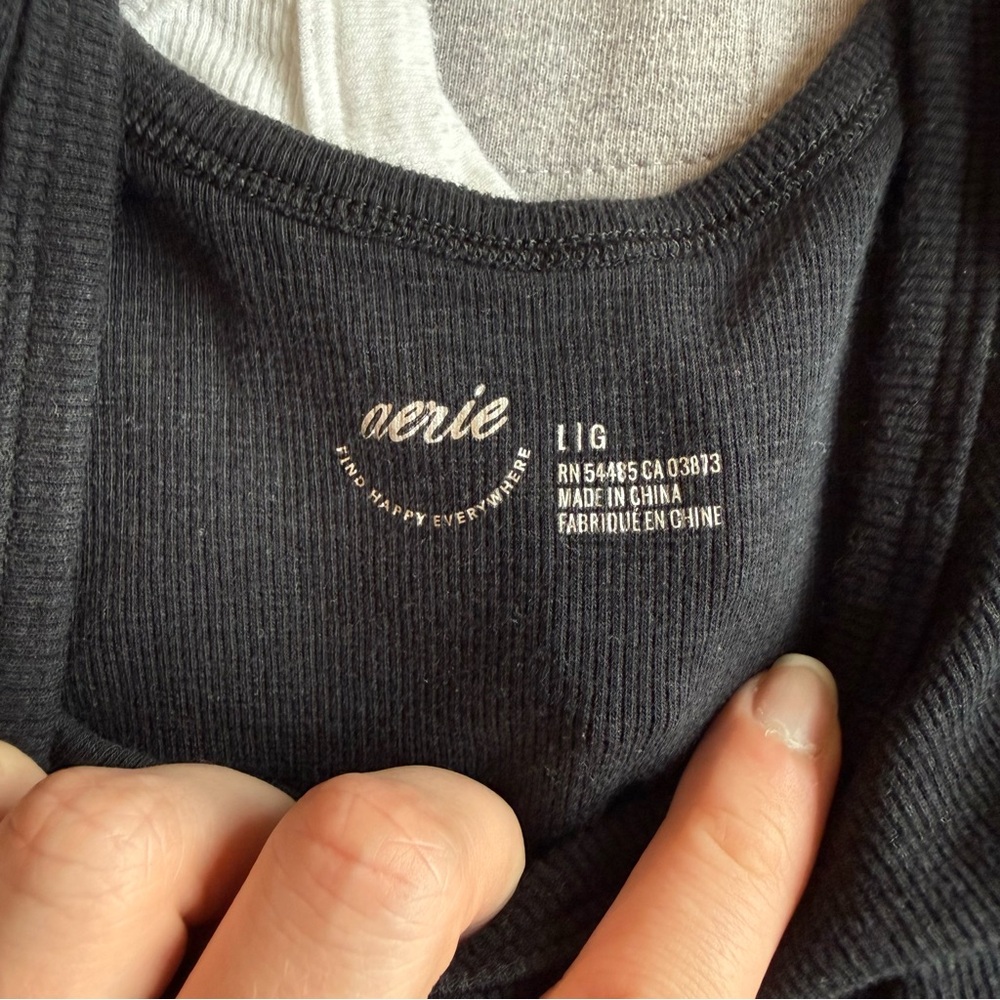Aerie neutral tanks - Picture 10 of 11